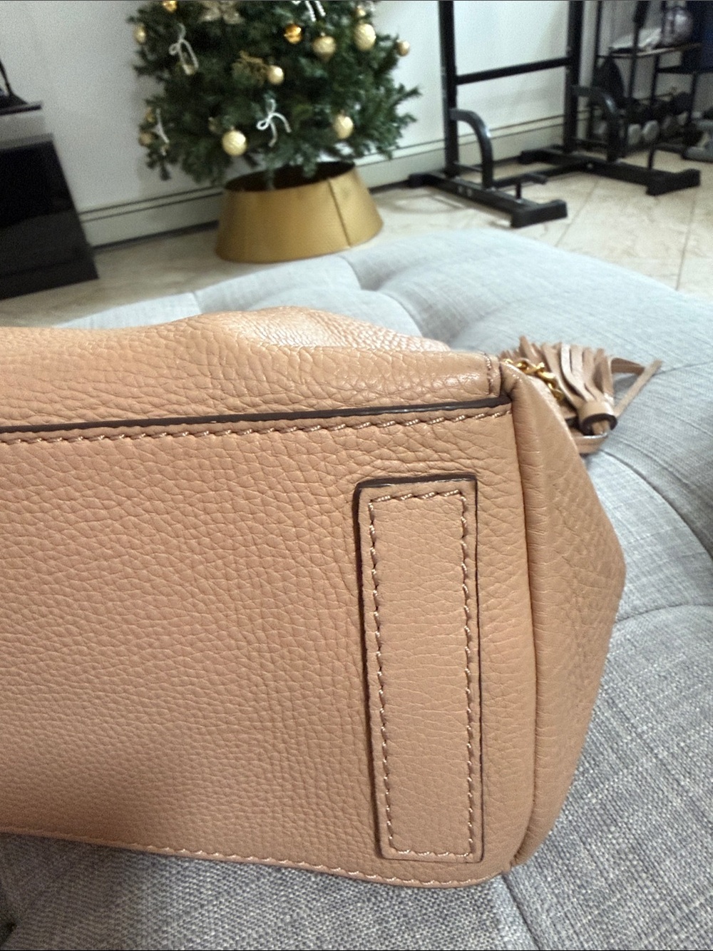 Tory Burch Mcgraw Shoulder Bag - Picture 4 of 11